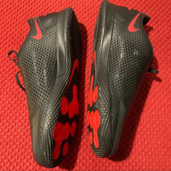 𝅺NIKE Sz 5-5.5Y Youth Kids' Grade School  Phantom GT Club IC Indoor Shoes - Picture 10 of 10